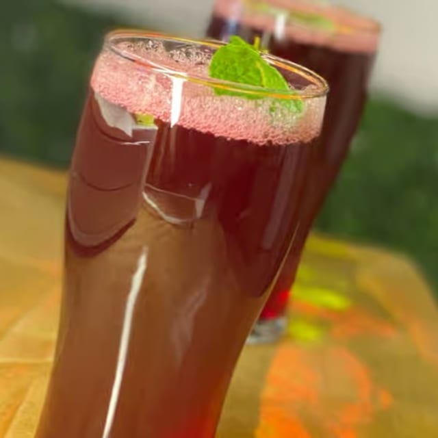 Mint Hibiscus Refresher.